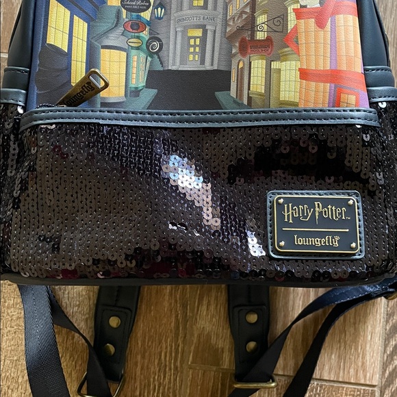Harry Potter Wizarding World Loungefly gringotts hogsmeade new with tags main image 6